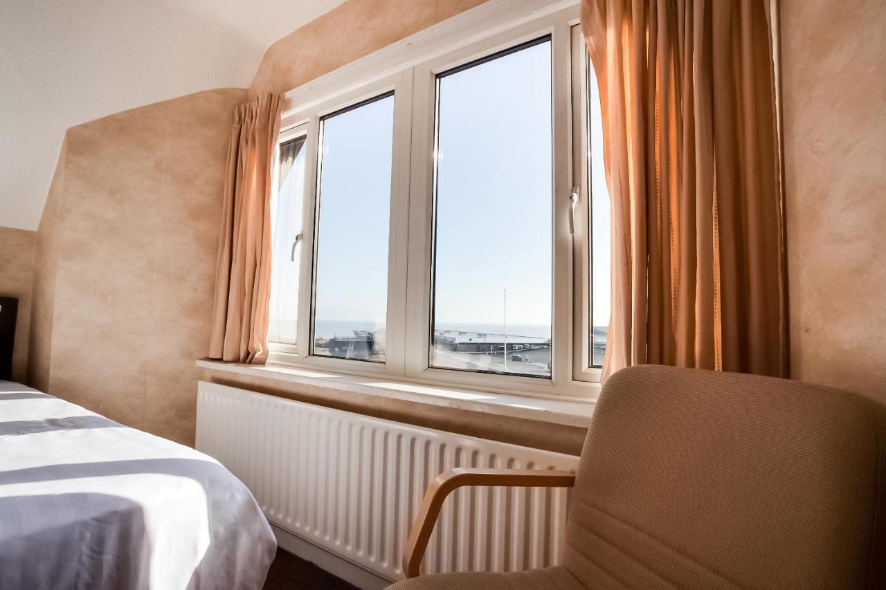 Oyo Grosvenor House Hotel Skegness Exterior photo
