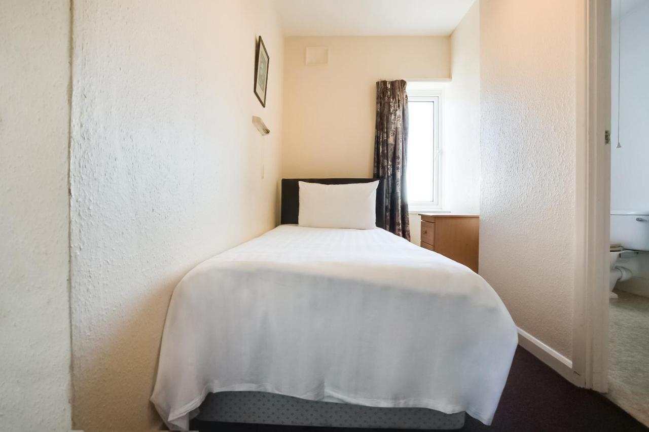 Oyo Grosvenor House Hotel Skegness Exterior photo